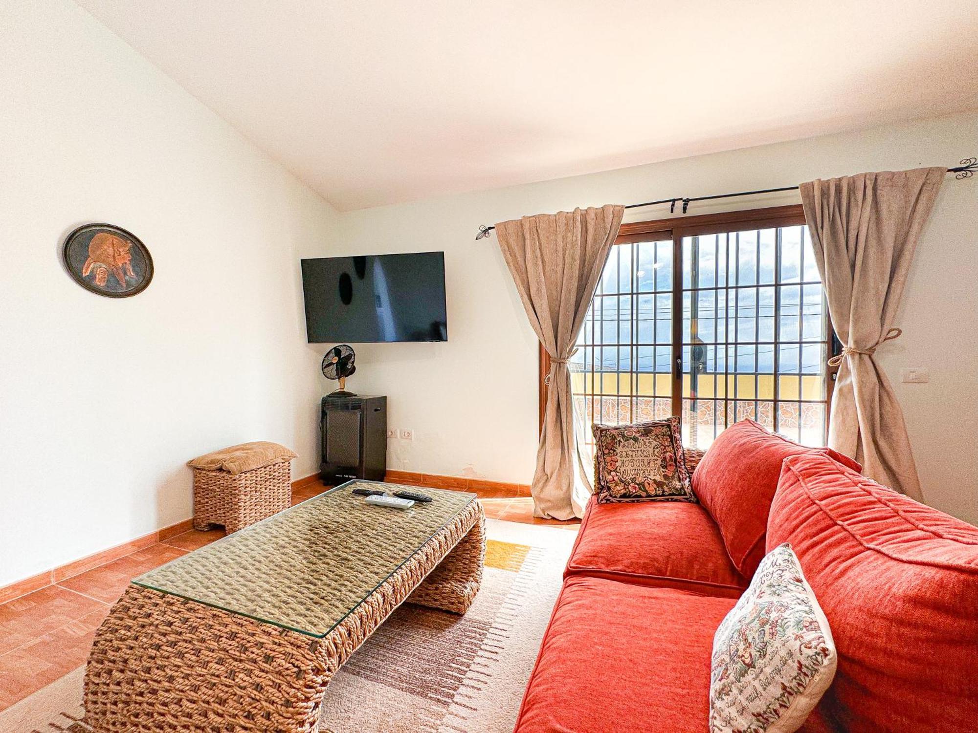 Vila Exquisite Rural House With Garden, Pool And Sea Views Arico Viejo Exteriér fotografie