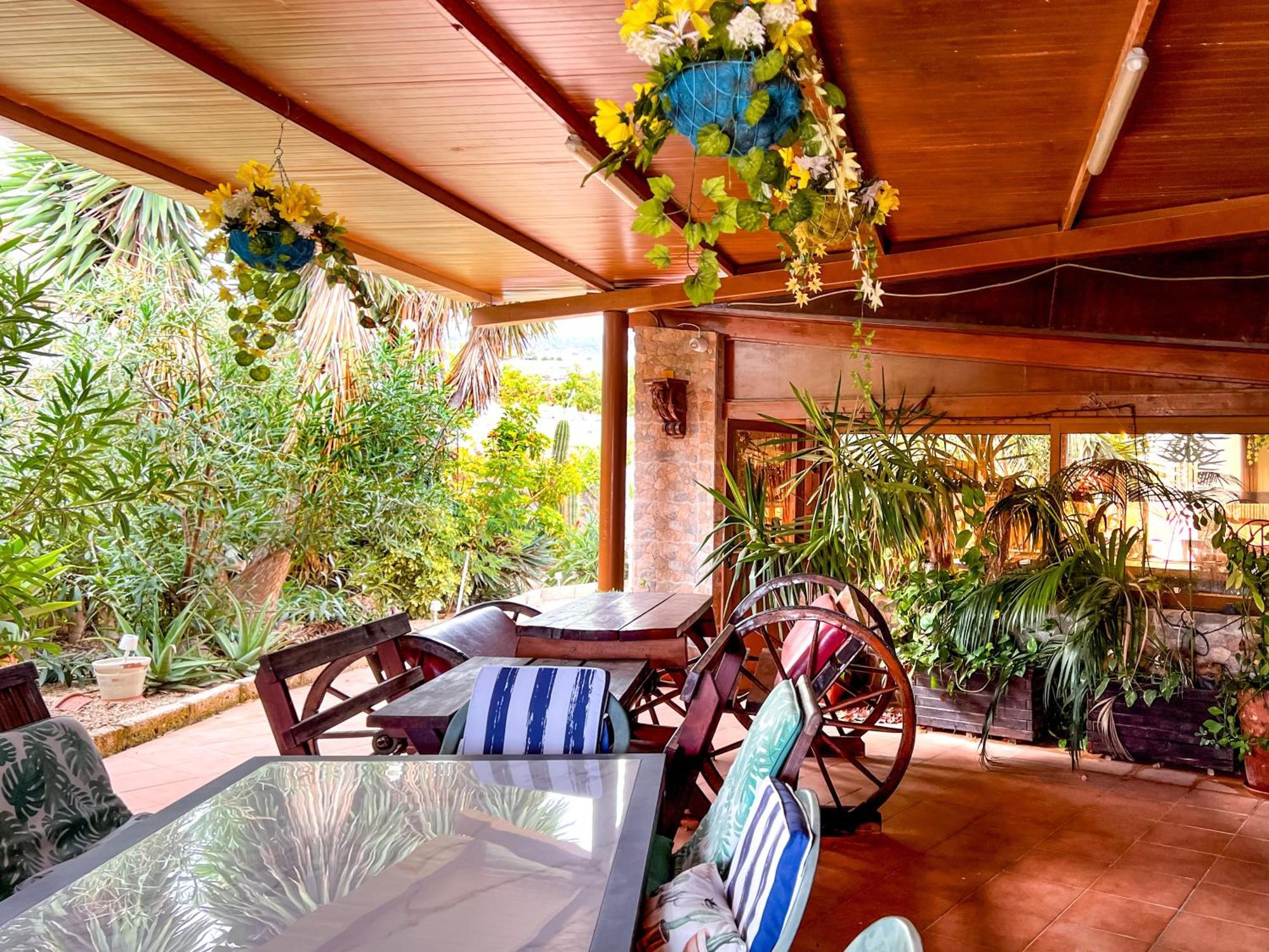 Vila Exquisite Rural House With Garden, Pool And Sea Views Arico Viejo Exteriér fotografie